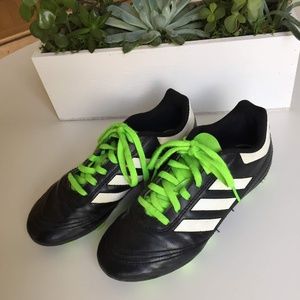 Youth soccer cleats, size 2
